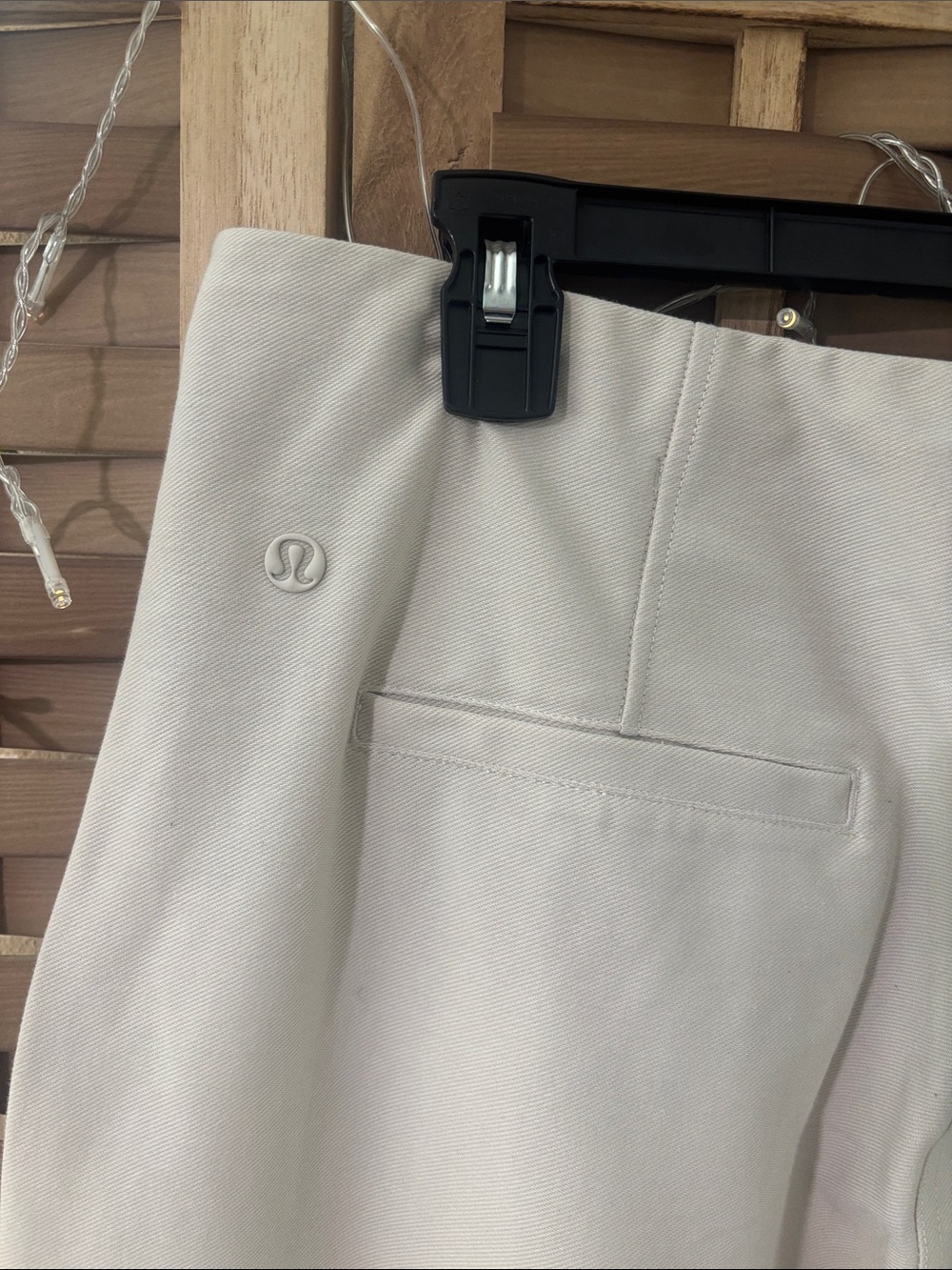 Lululemon - Picture 4 of 6
